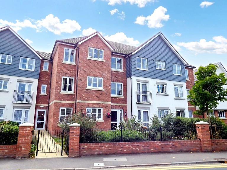 View Full Details for Old Town, Pound Avenue, Stevenage, Hertfordshire