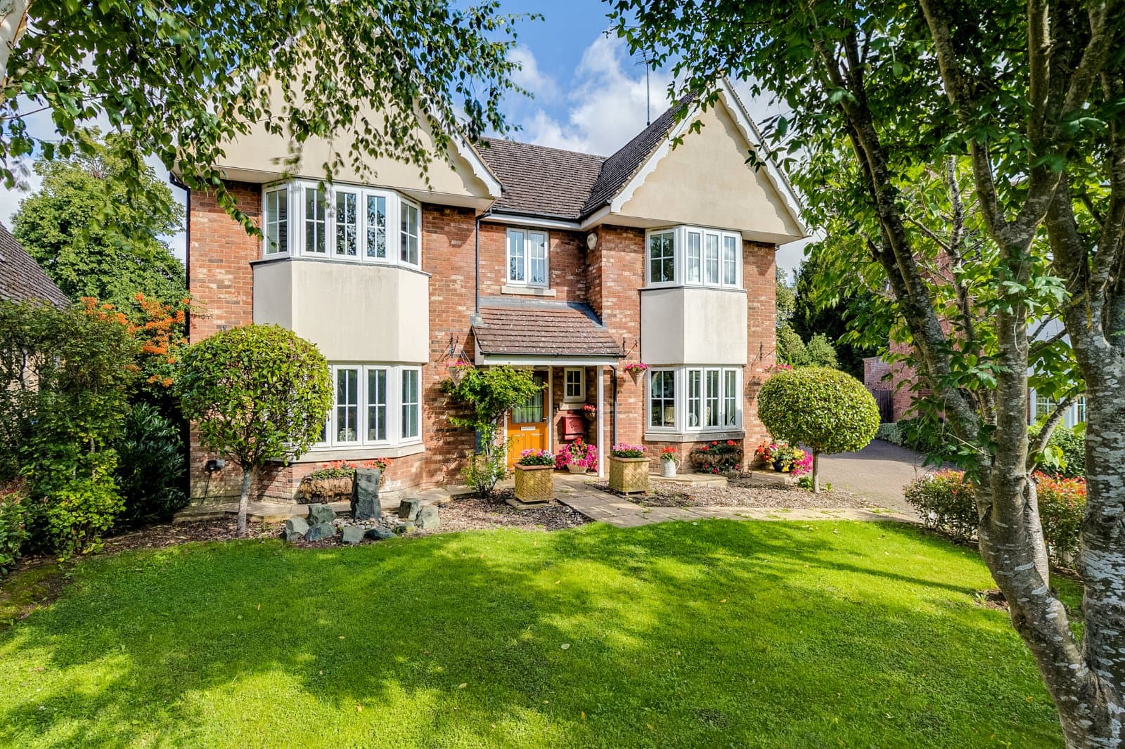 Sacombe Mews, Bragbury End, Hertfordshire, SG2 8SB