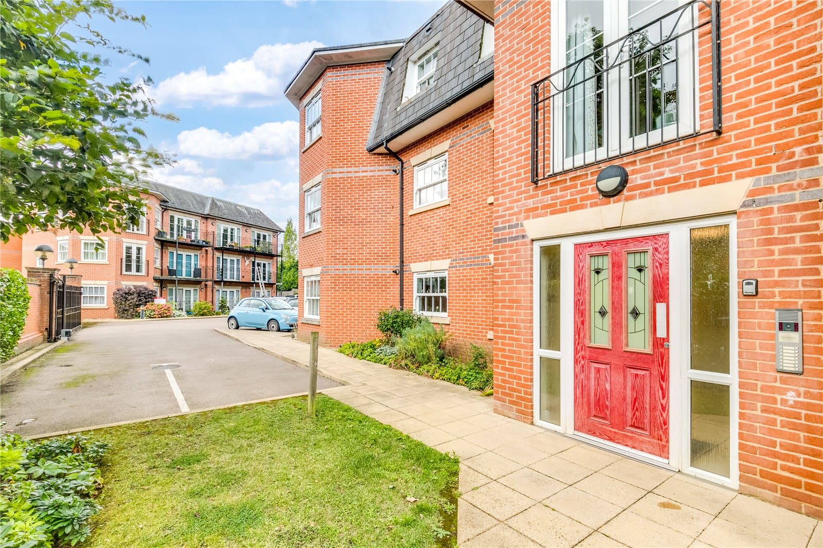 Robert Ellis Court, St Martins Road, Knebworth, Hertfordshire, SG3 6EL