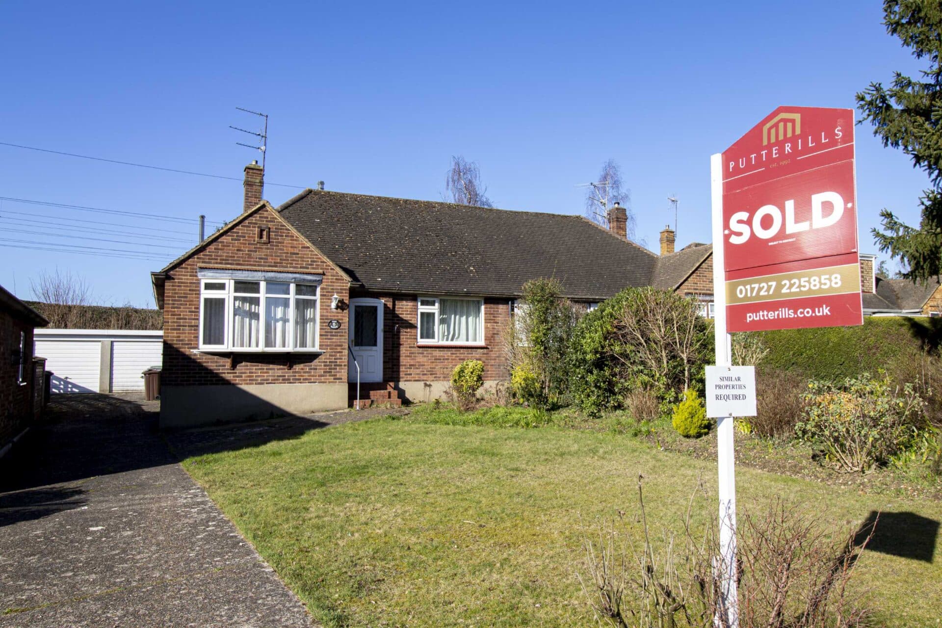 Mile House Close, St. Albans, Hertfordshire, AL1 1TD