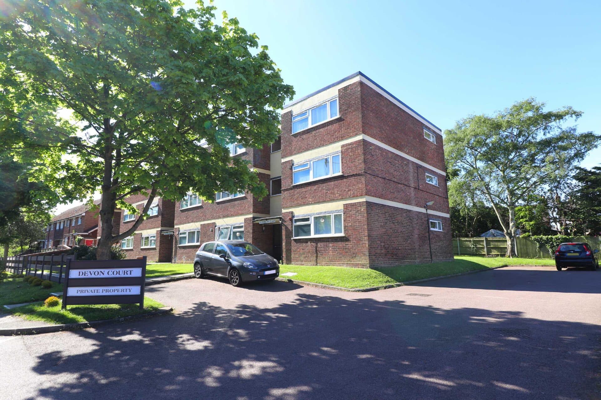 Devon Court, Old London Road, St. Albans, Hertfordshire, AL1 1PP