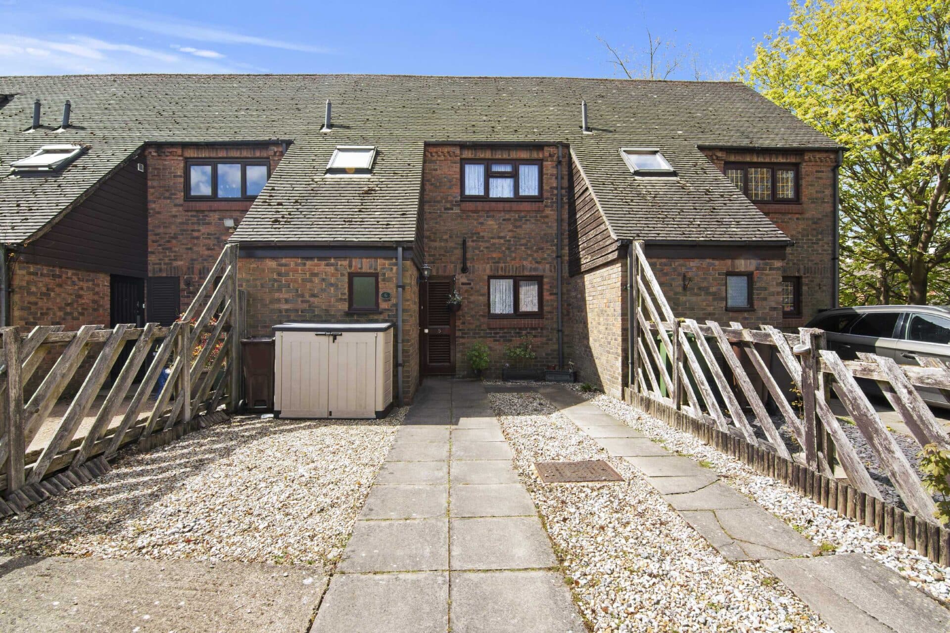 Boling Brook, Sandridge, St. Albans, Hertfordshire, AL4 9NP