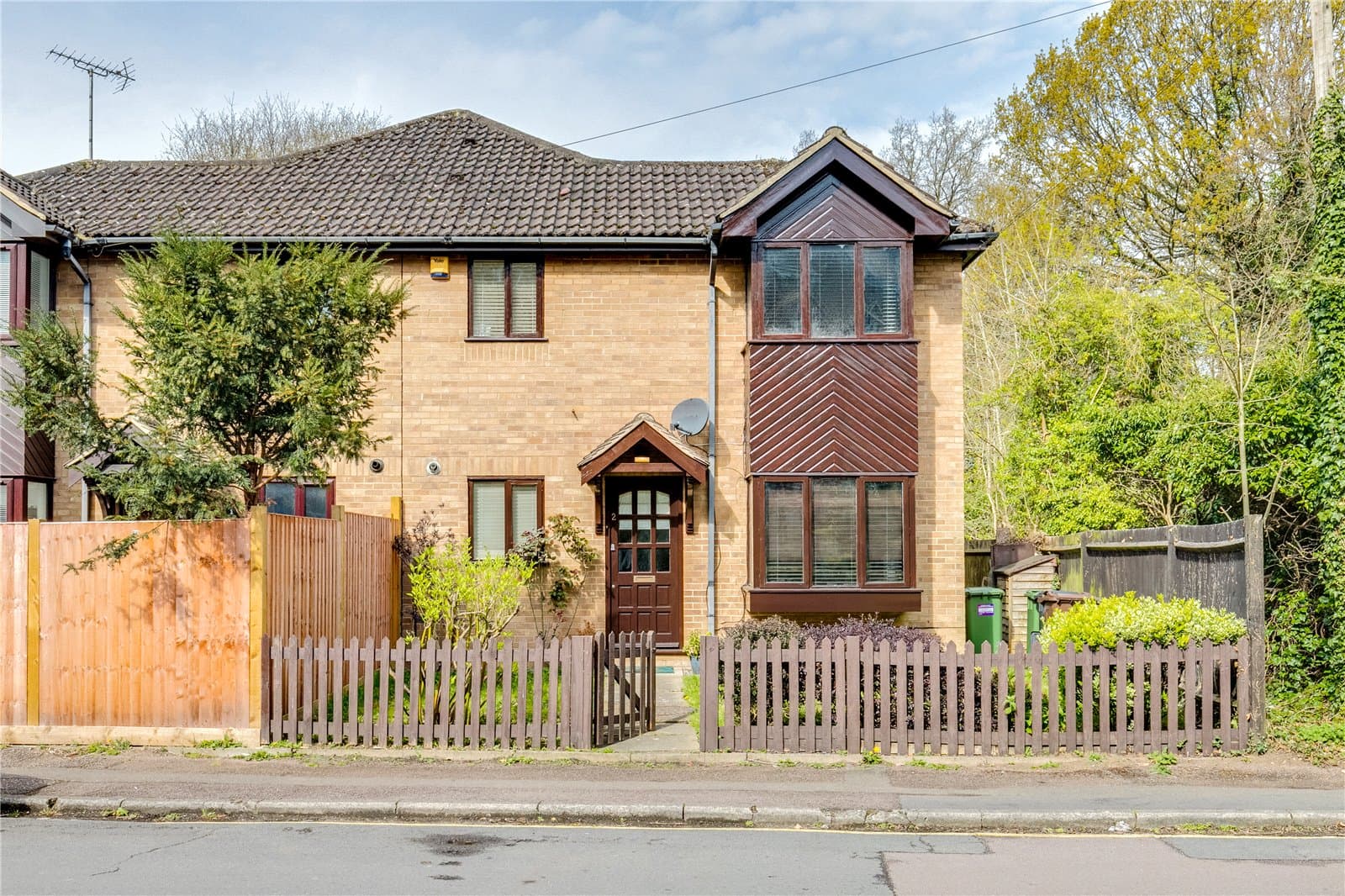 Shire Court, Dellfield, St. Albans, Hertfordshire, AL1 5UQ