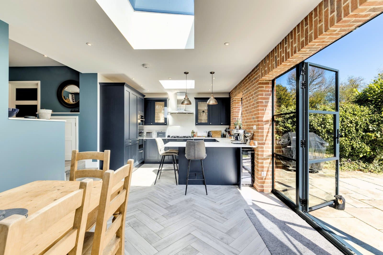 Hillside Way, Oaklands, Welwyn, Hertfordshire, AL6 0TY
