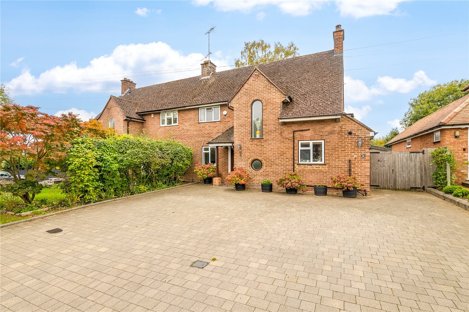 Canonsfield, Oaklands, Welwyn, Hertfordshire, AL6 0QD