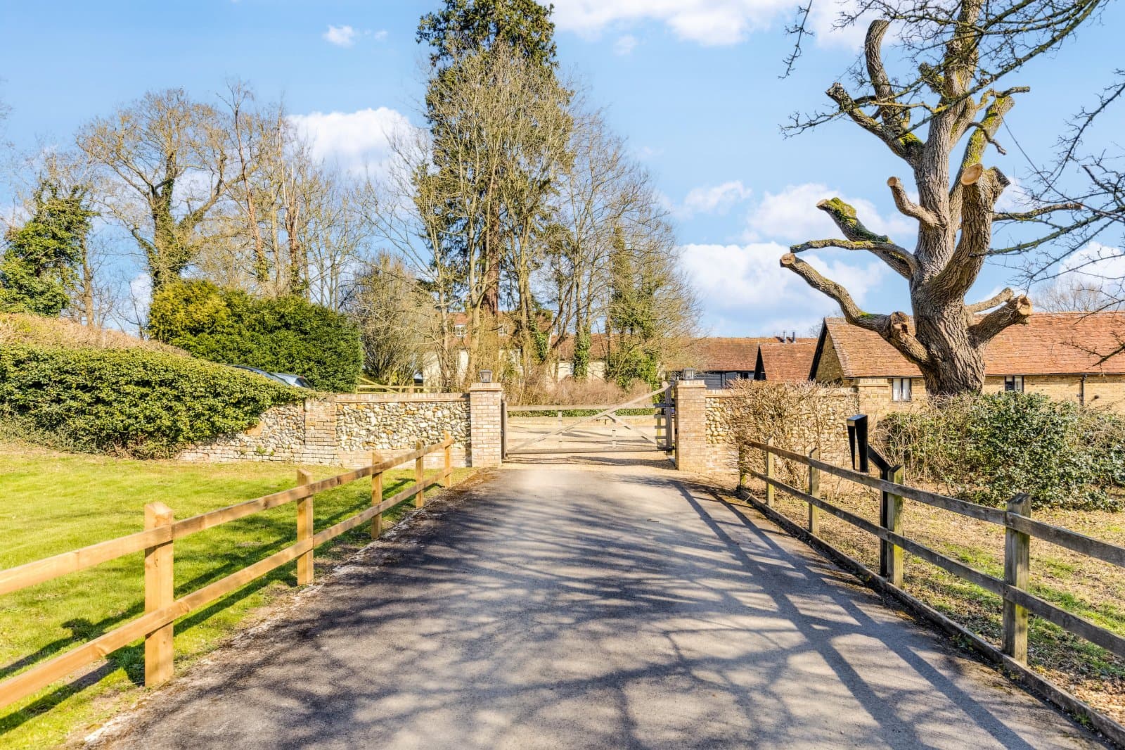 High Road, Waterford, Hertfordshire, SG14 2RA