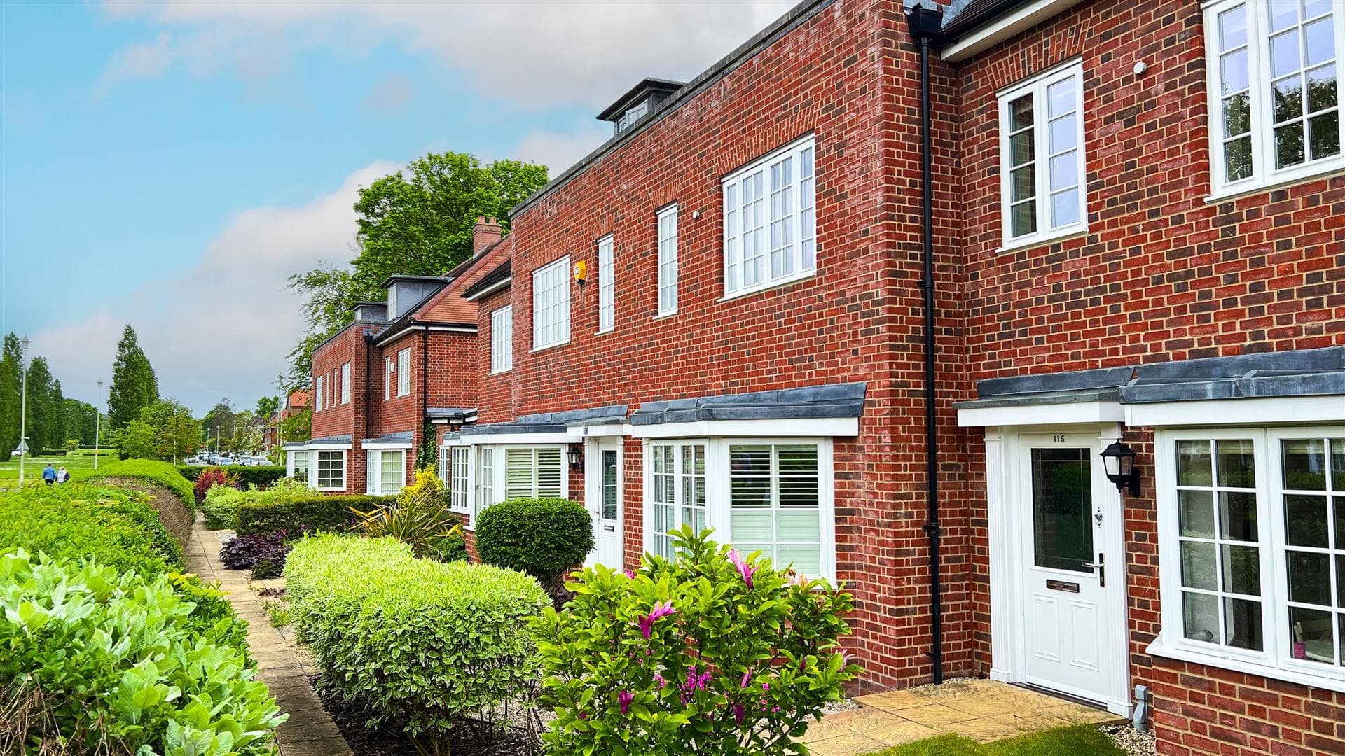 Parkway, Welwyn Garden City, AL8 6JD