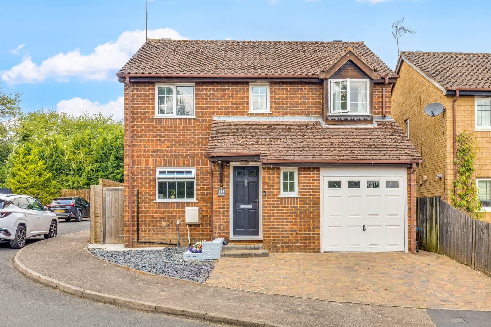 Wolves Mere, Woolmer Green, Knebworth, Hertfordshire, SG3 6JW