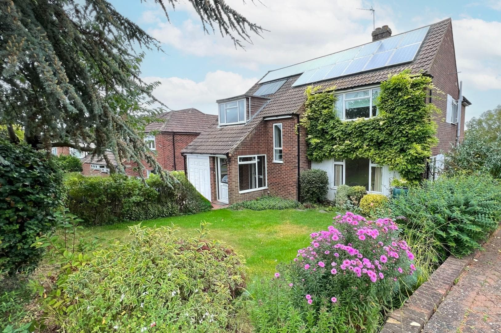 Warren Way, Welwyn, AL6 0DL