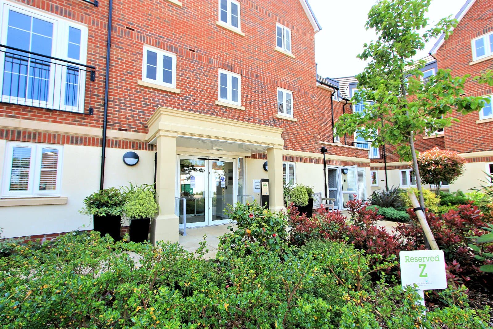 Lowe House, Knebworth, Hertfordshire, SG3 6EU