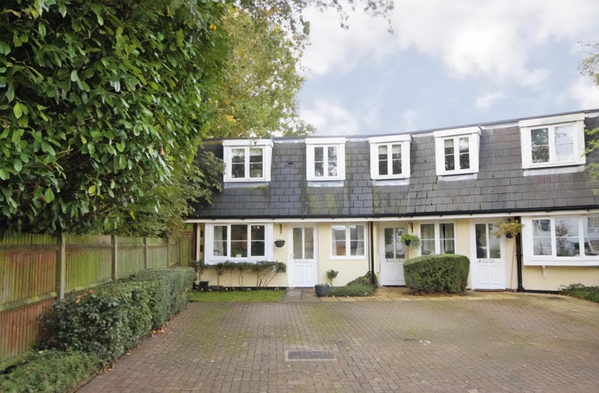 Kimptons Court, Woolmer Green, SG3 6JY