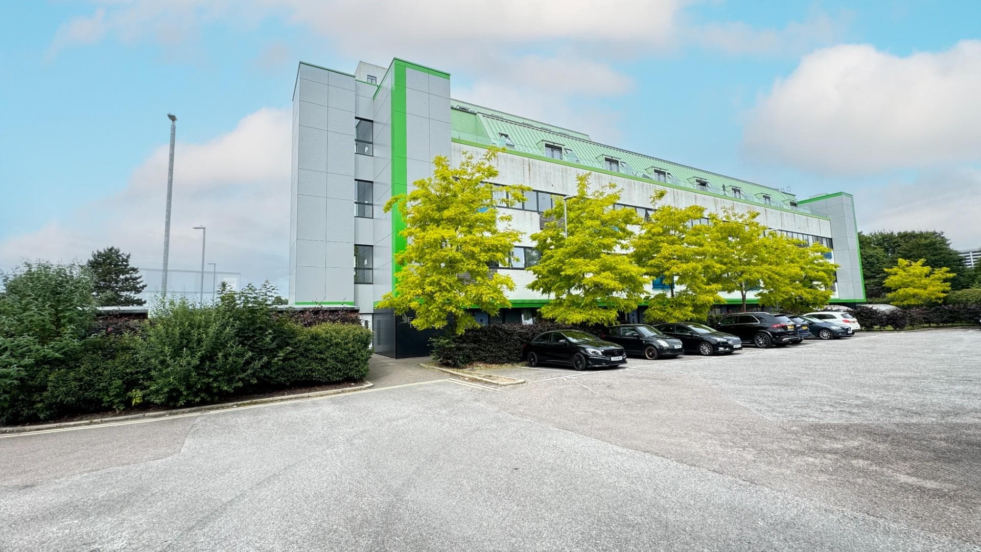 West Terrace, Six Hills House, Kings Road, Stevenage, SG1 1AW