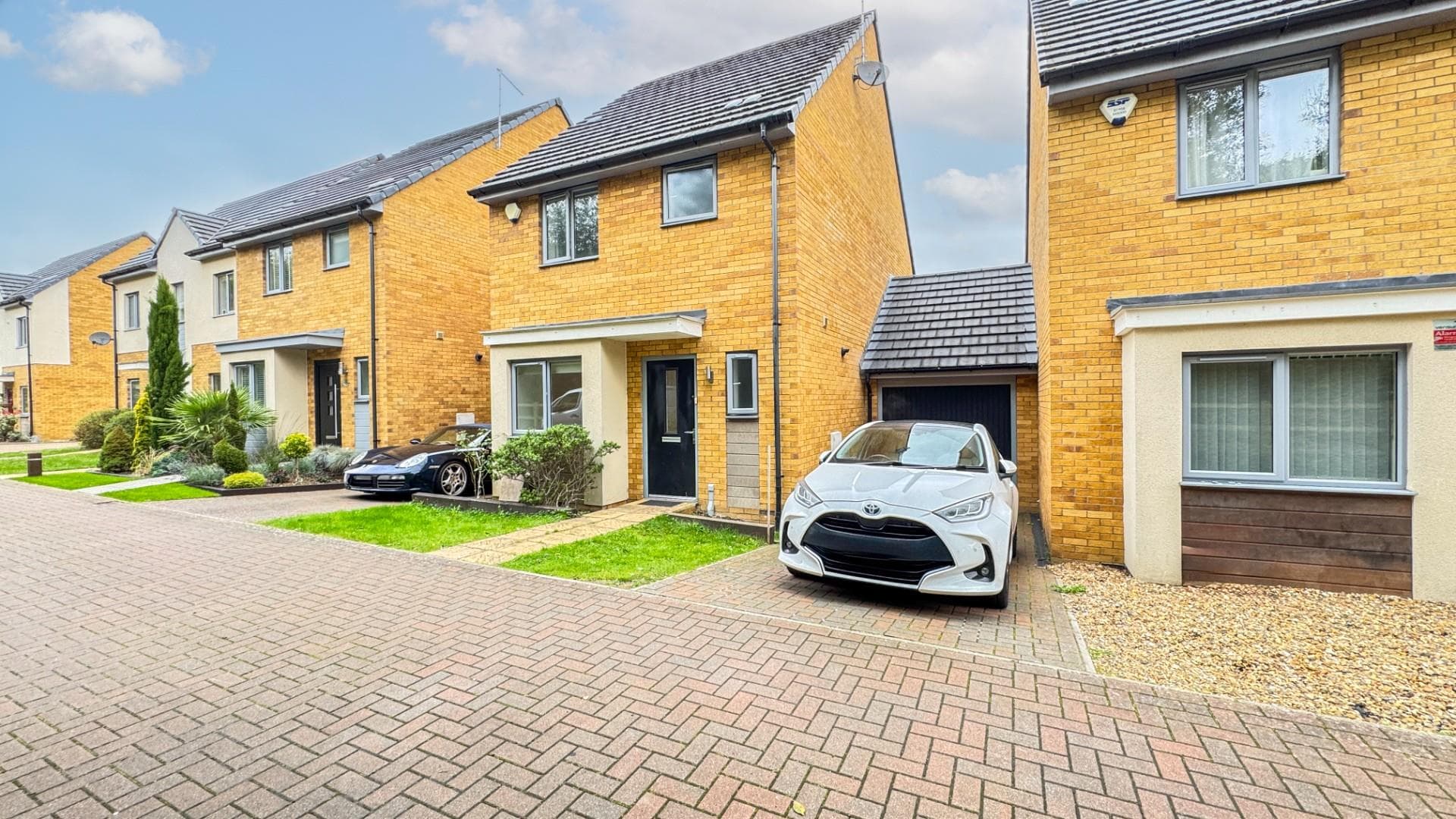 Lulworth Close, Stevenage, Stevenage,