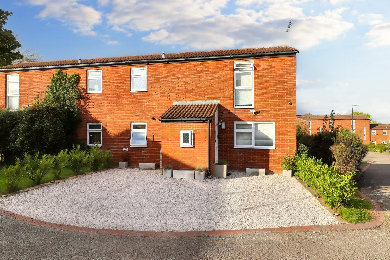 Hopton Road, Stevenage, Hertfordshire, SG1 2LD