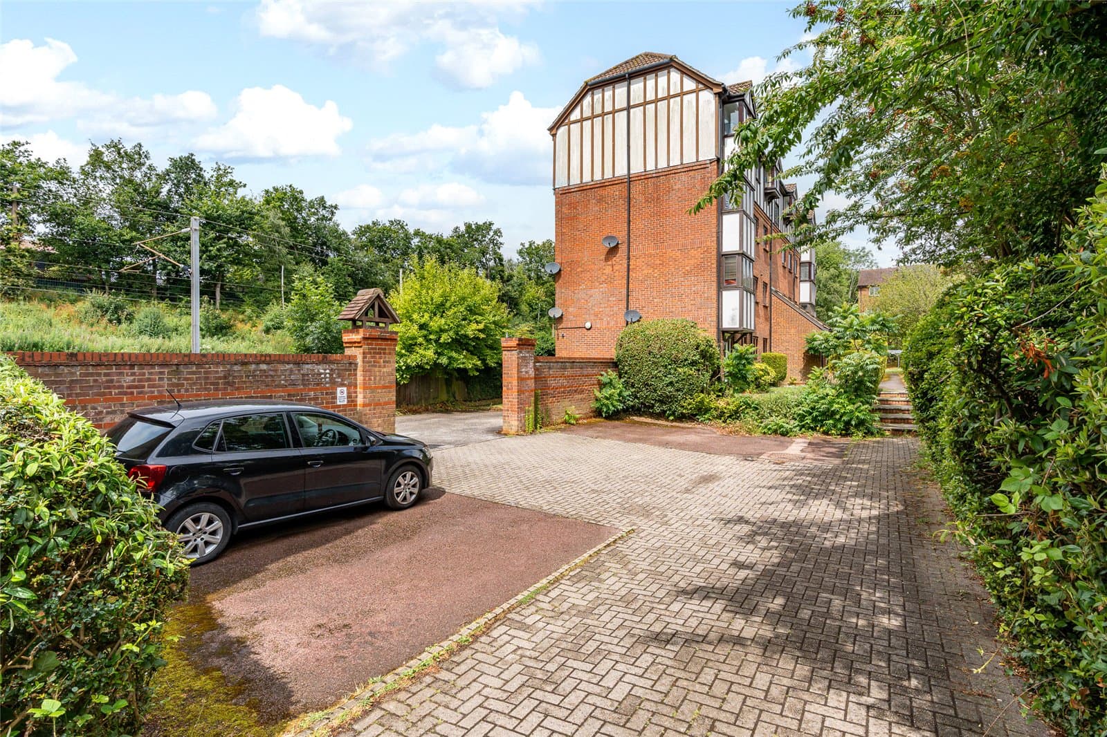 Kerr Close, Knebworth, Hertfordshire, SG3 6AL