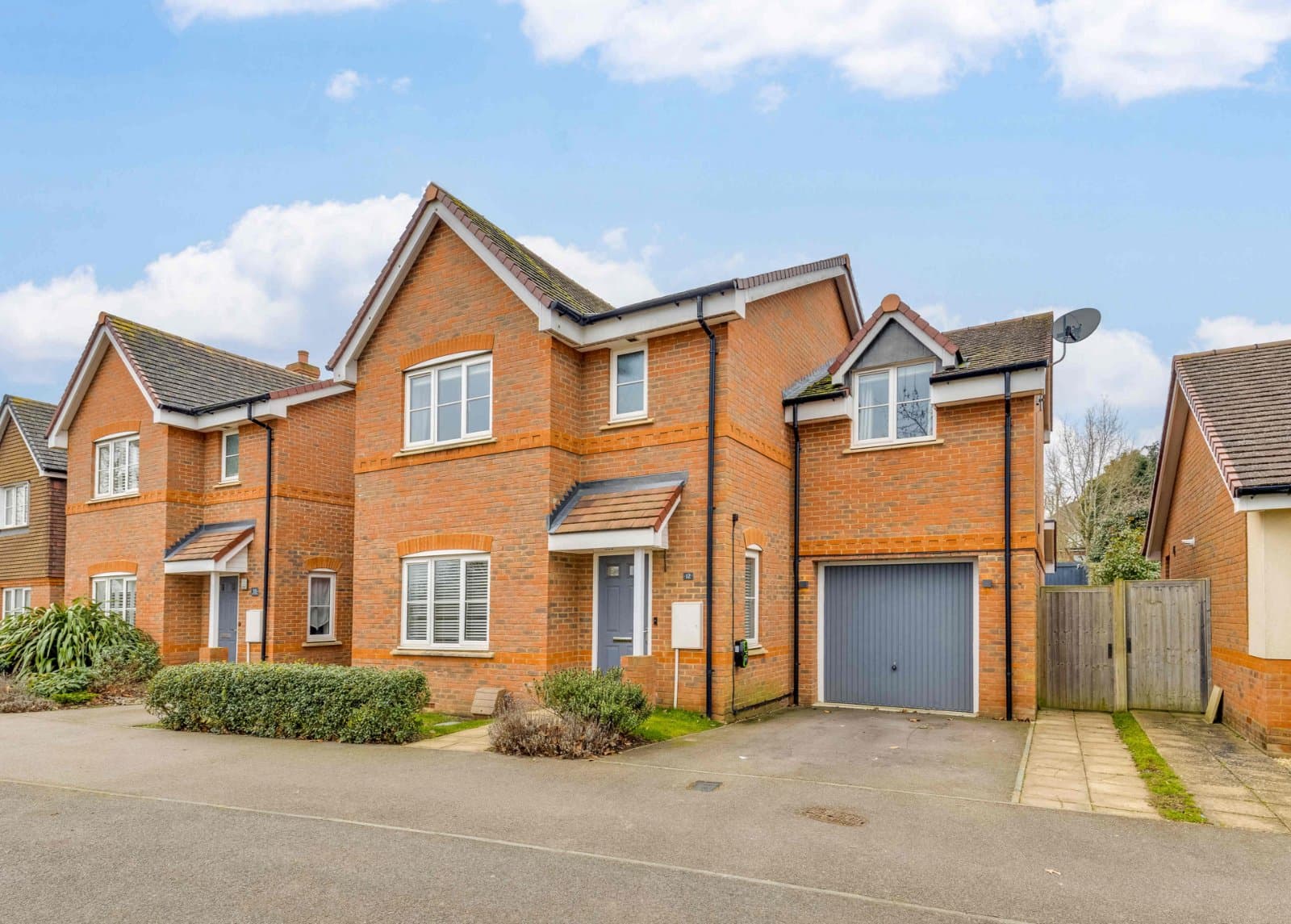 Oak Tree Gardens, Knebworth, Hertfordshire, SG3 6EQ