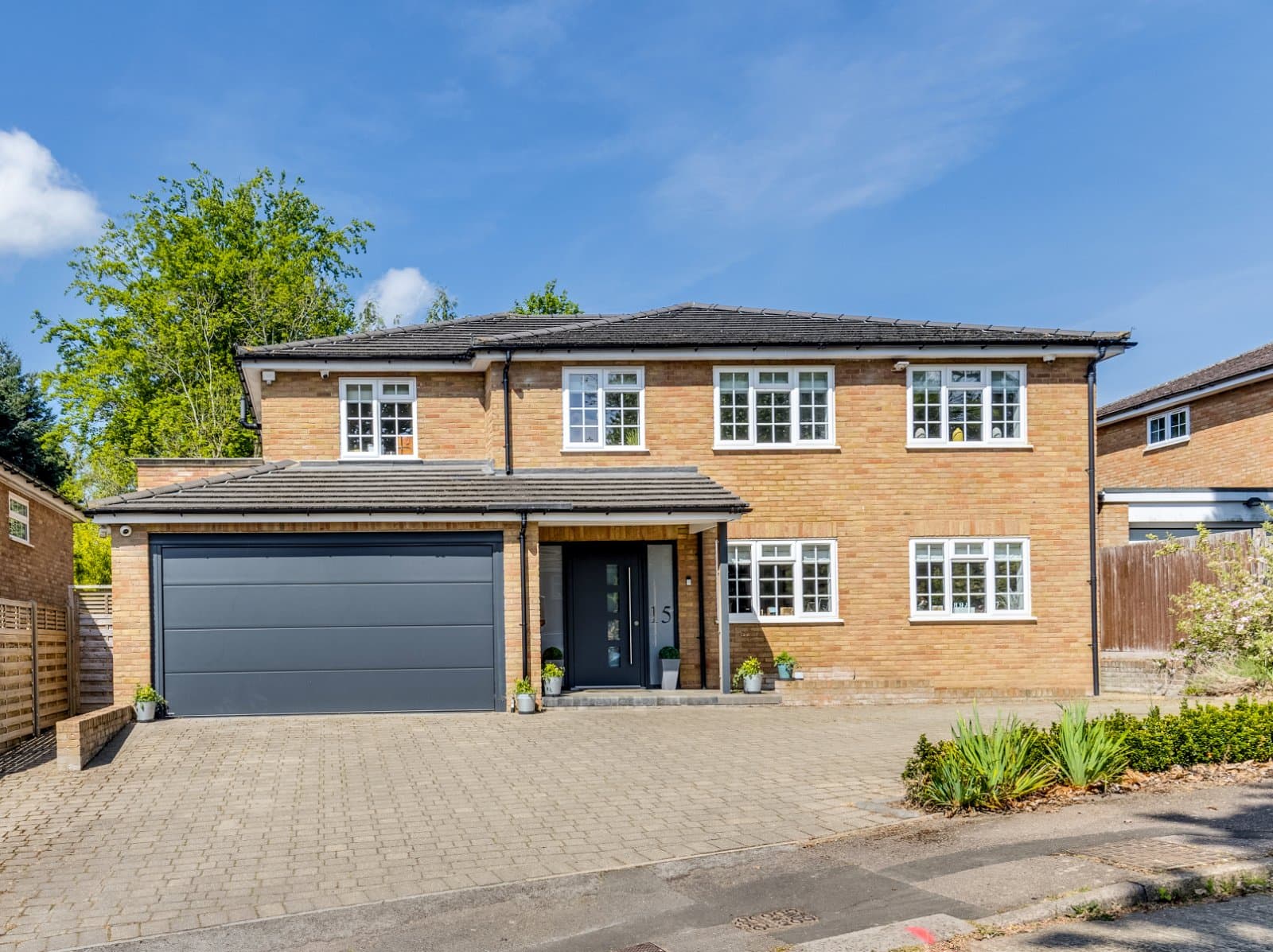 Marlborough Close, Oaklands, Welwyn, Hertfordshire, AL6 0UG