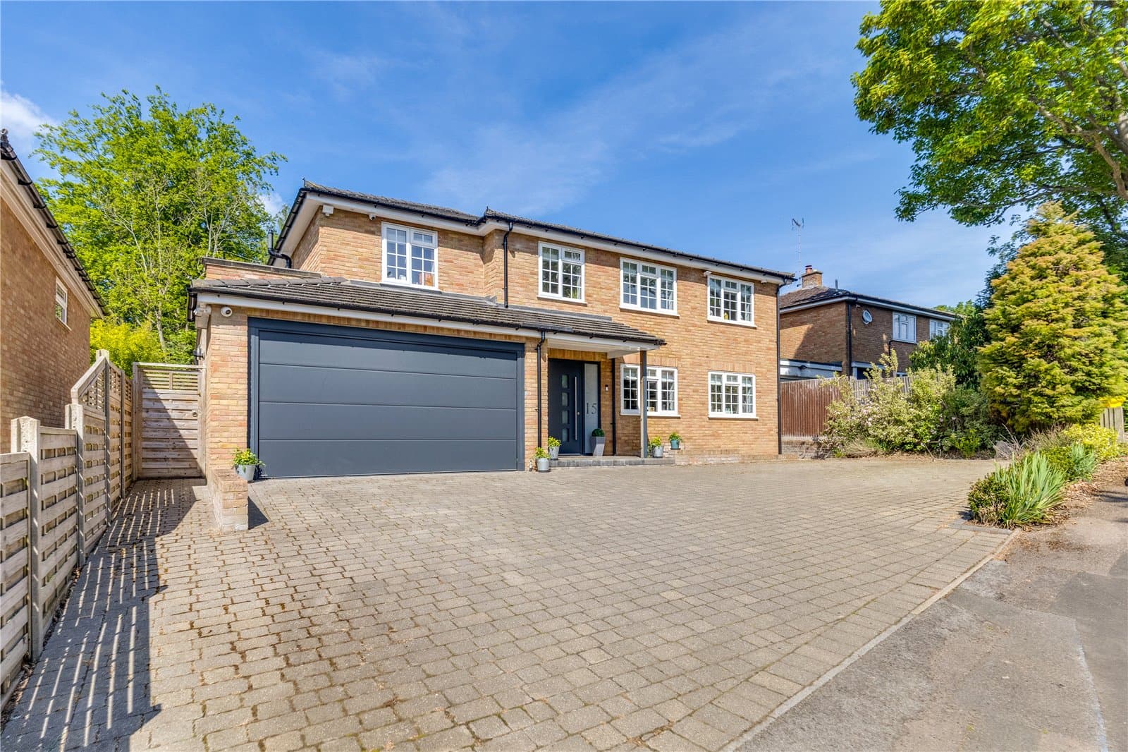 Marlborough Close, Oaklands, Welwyn, Hertfordshire, AL6 0UG