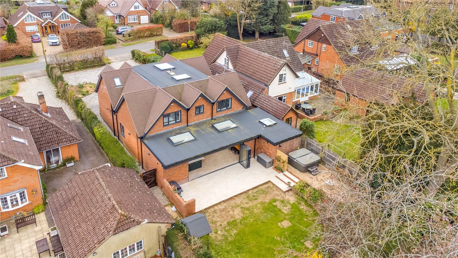 Oakfields Avenue, Knebworth, Hertfordshire, SG3 6NP