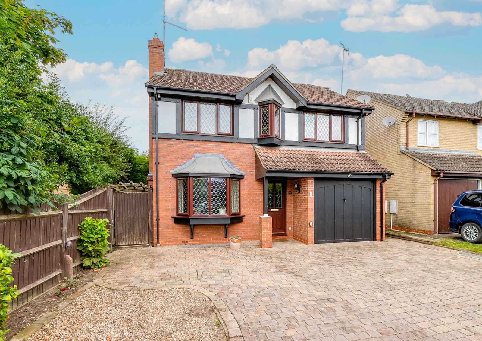 Carvers Croft, Woolmer Green, Hertfordshire, SG3 6LX