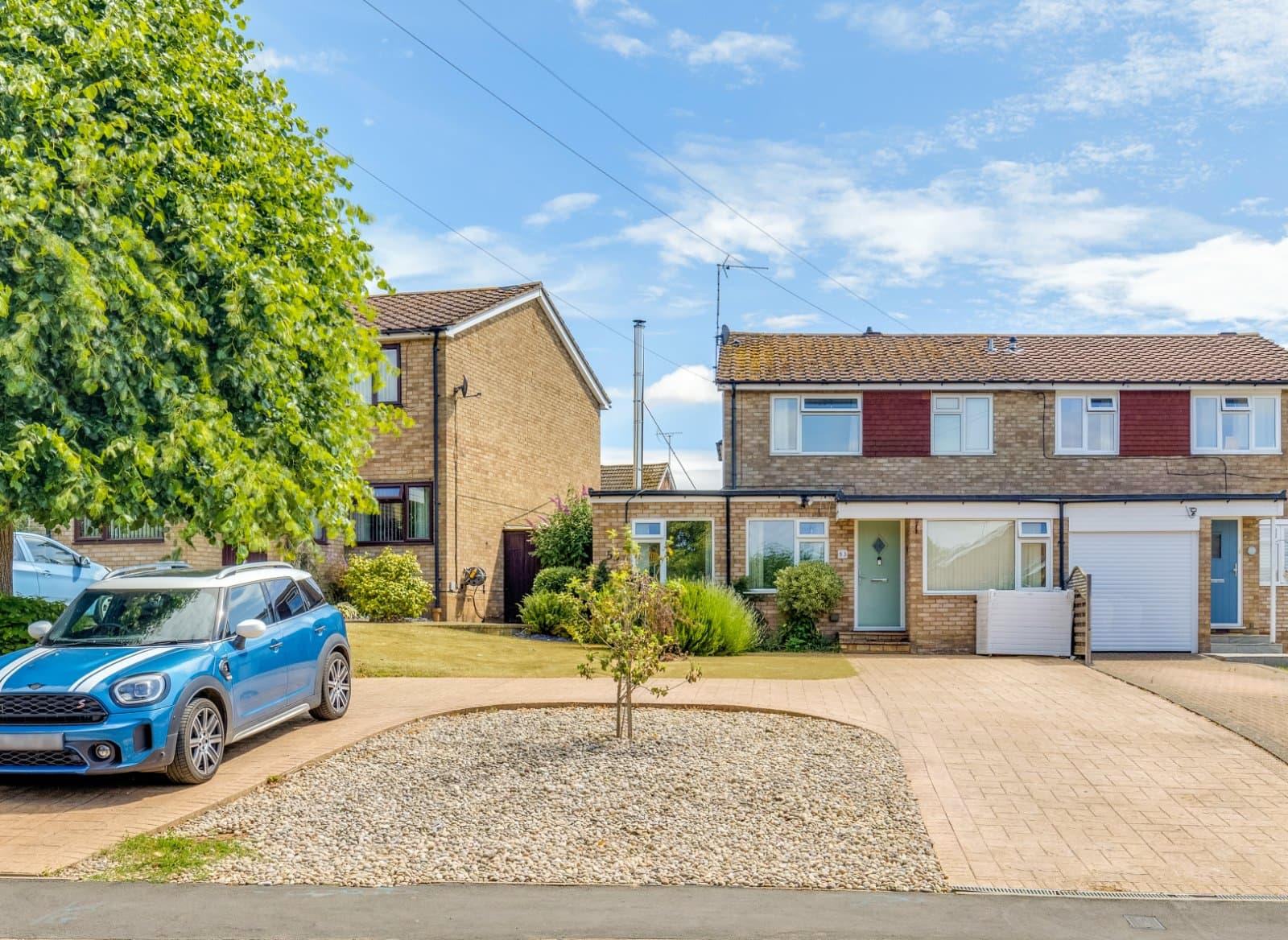Brookbridge Lane, Datchworth, Hertfordshire, SG3 6SZ