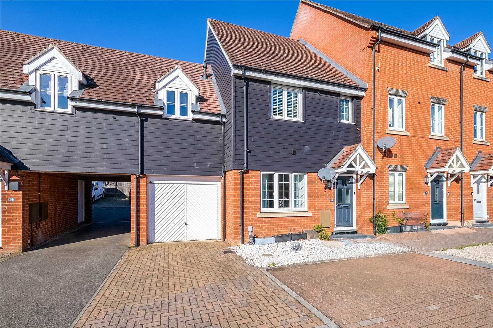 Pembridge Gardens, Bragbury End, Hertfordshire, SG2 8BF