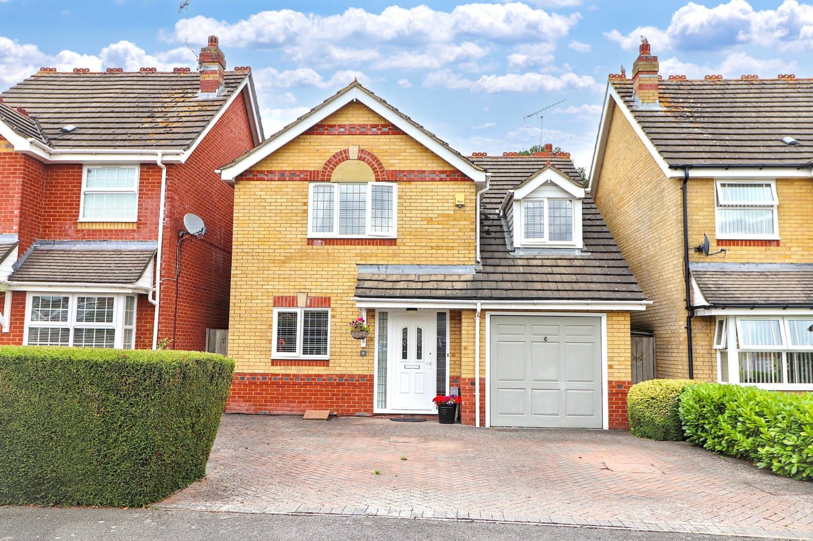 Trajan Gate, Stevenage, Hertfordshire, SG2 7QG
