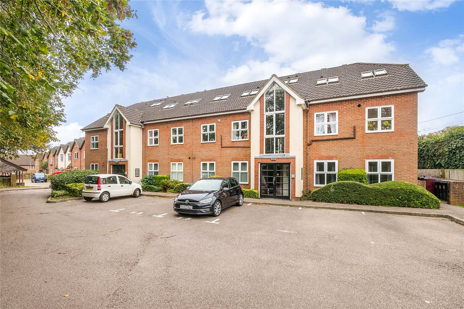 Twin Foxes, Woolmer Green, Knebworth, Hertfordshire, SG3 6QT
