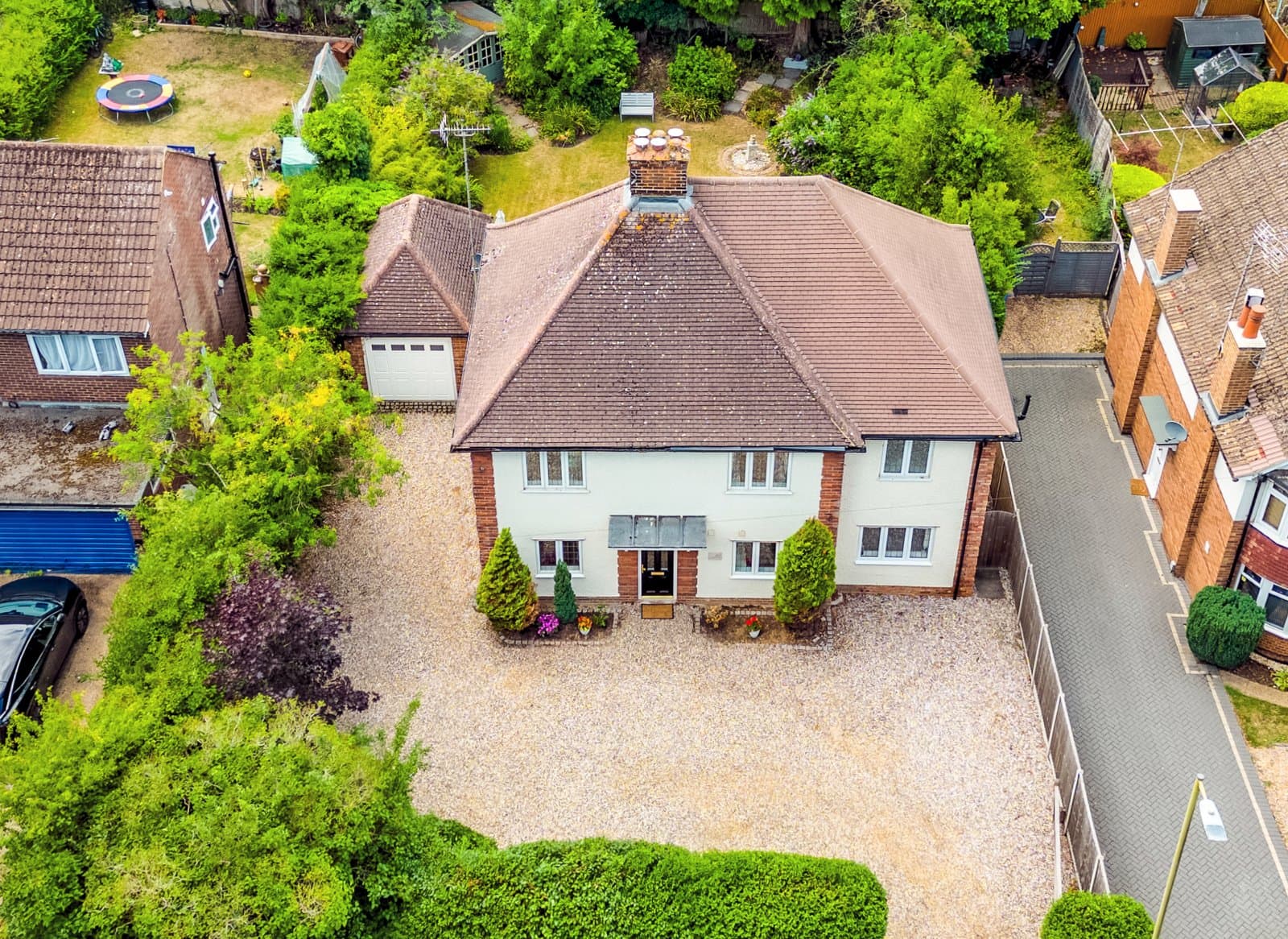 London Road, Knebworth, Hertfordshire, SG3 6HB