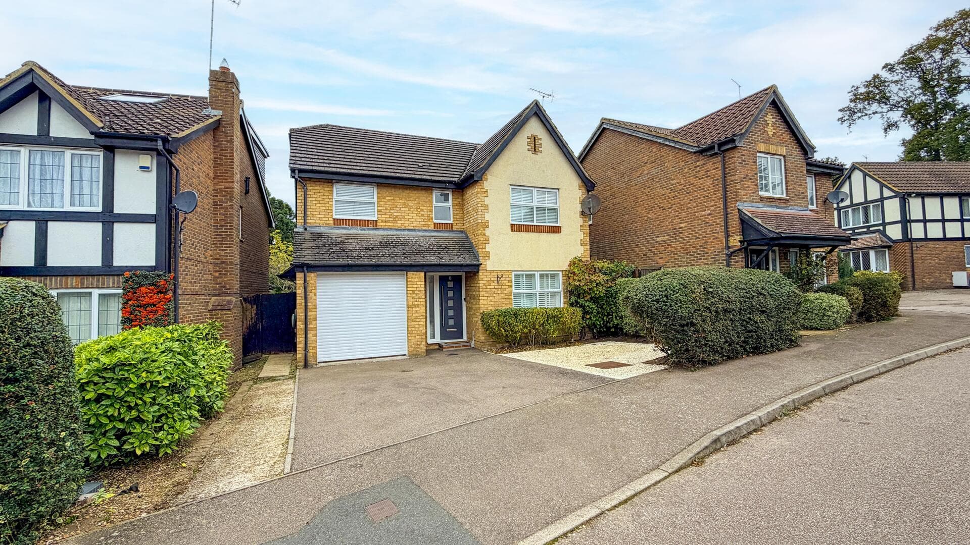 Grenville Way, Stevenage, SG2 8XZ