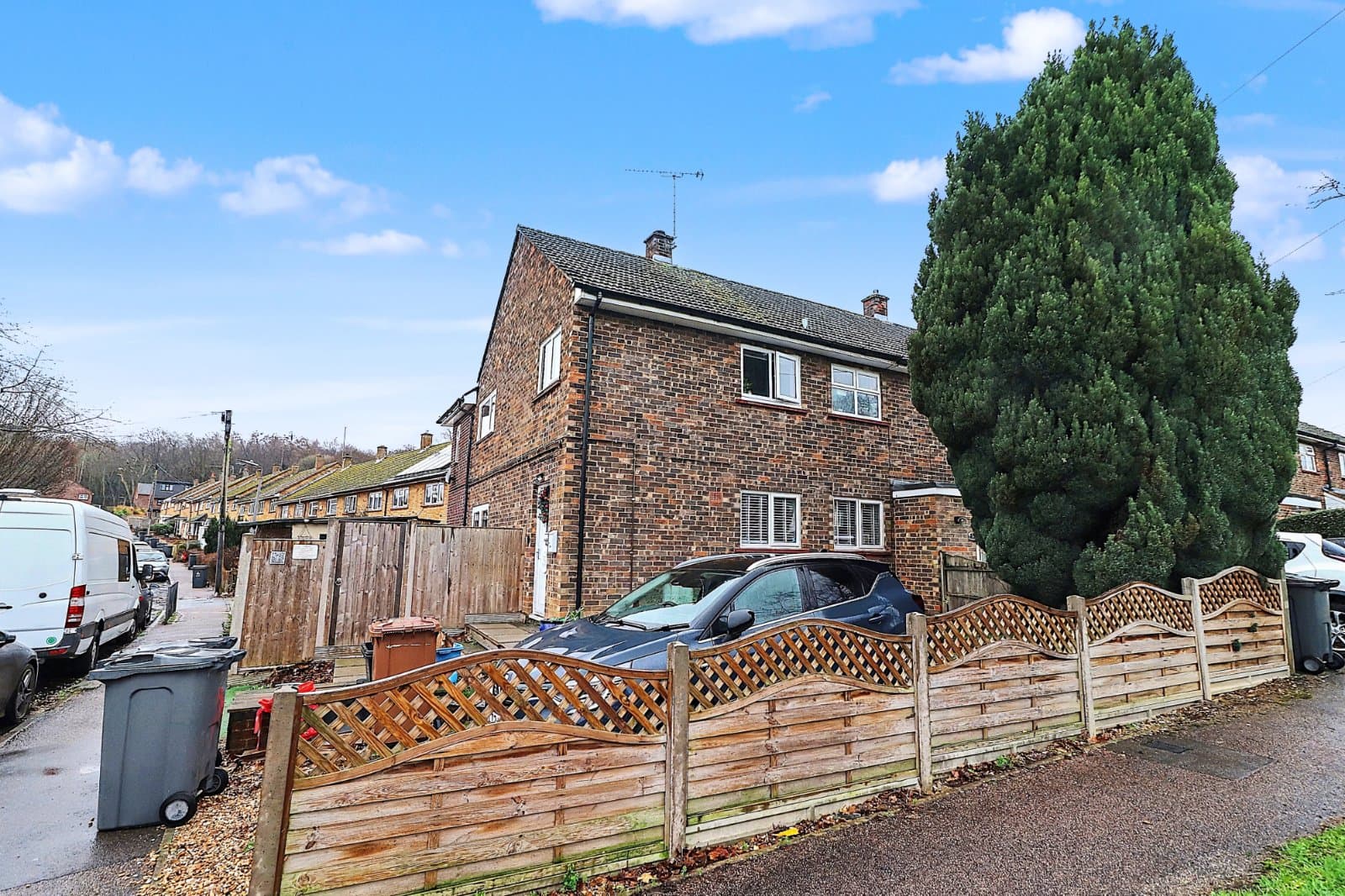 Warwick Road, Stevenage, Hertfordshire, SG2 0QU