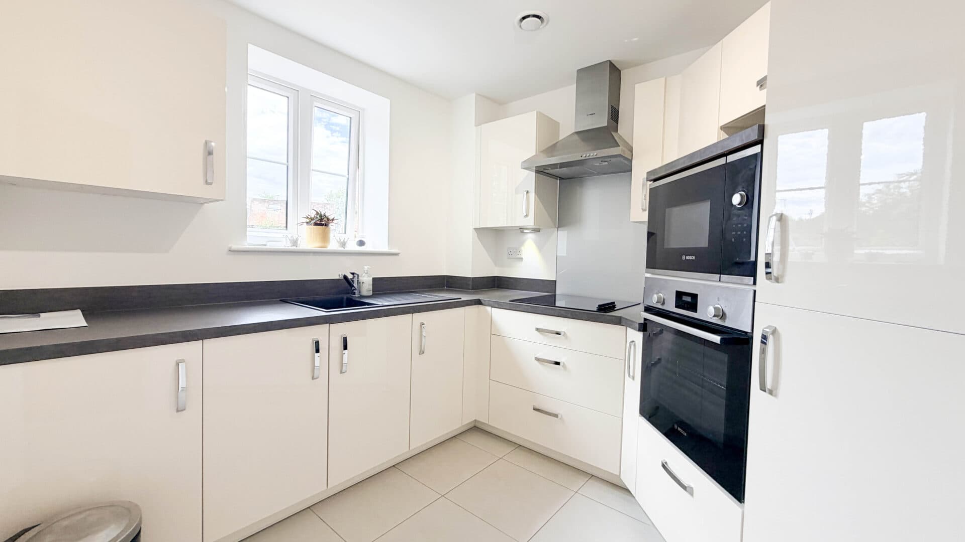 Lowe House, Knebworth, Knebworth,