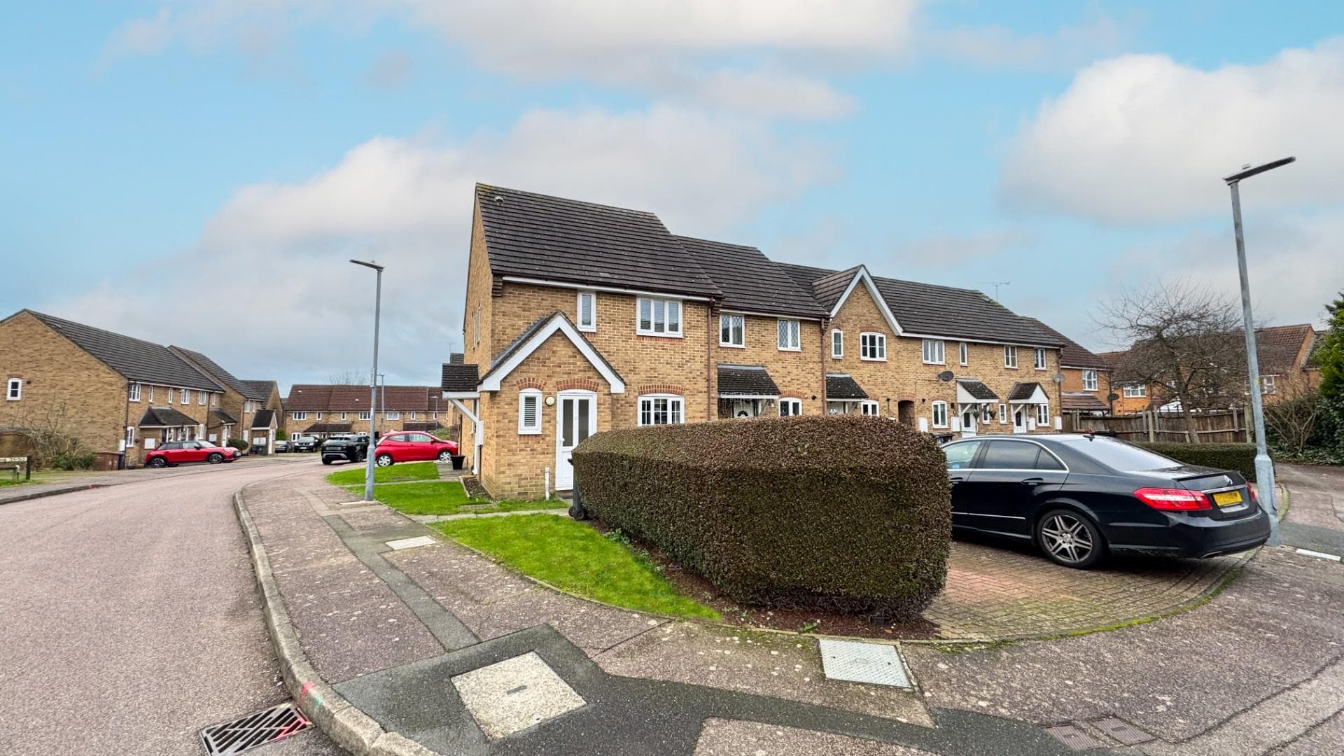 Alexander Gate, Stevenage,