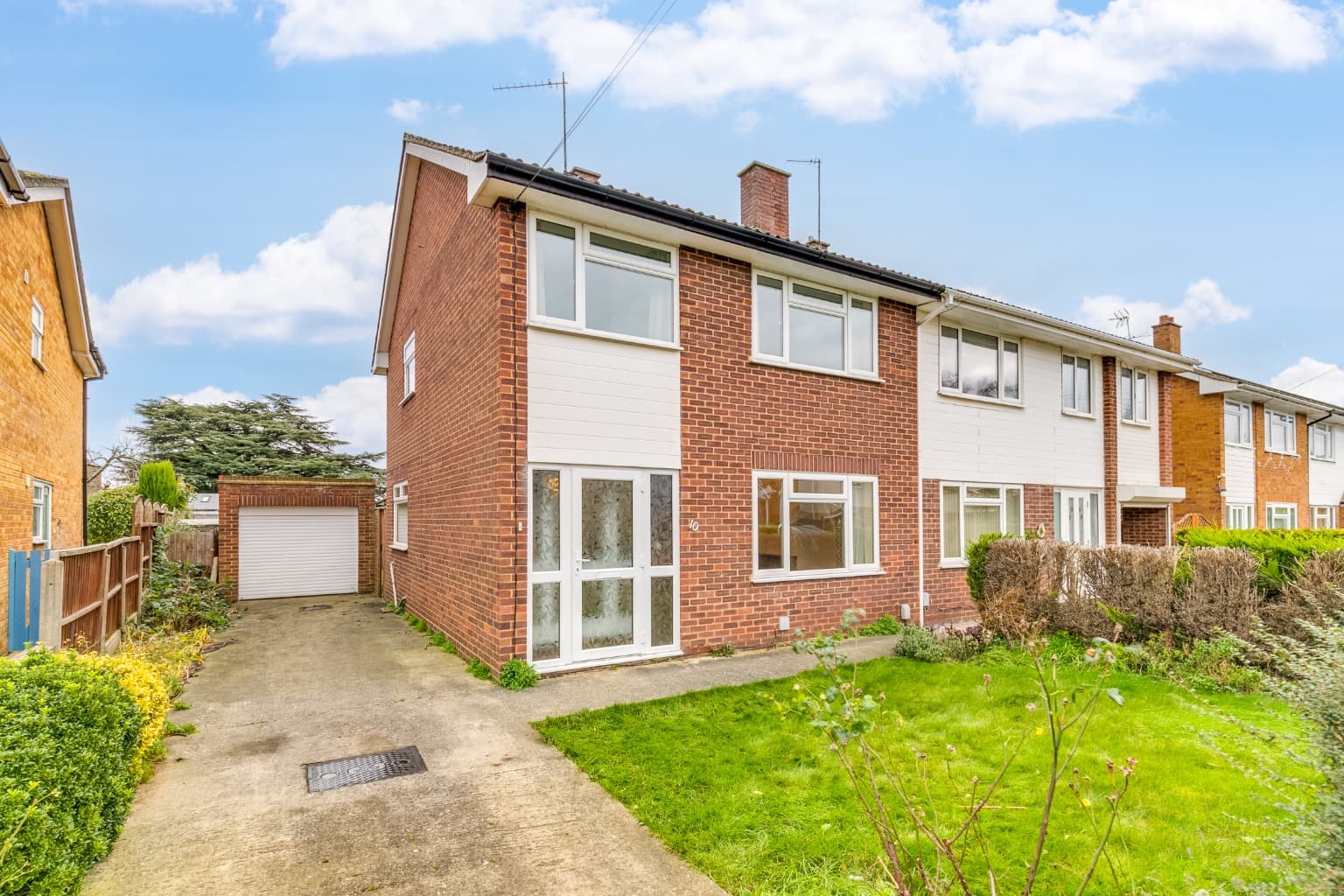 Walnut Way, Ickleford, Hitchin, SG5 3XT