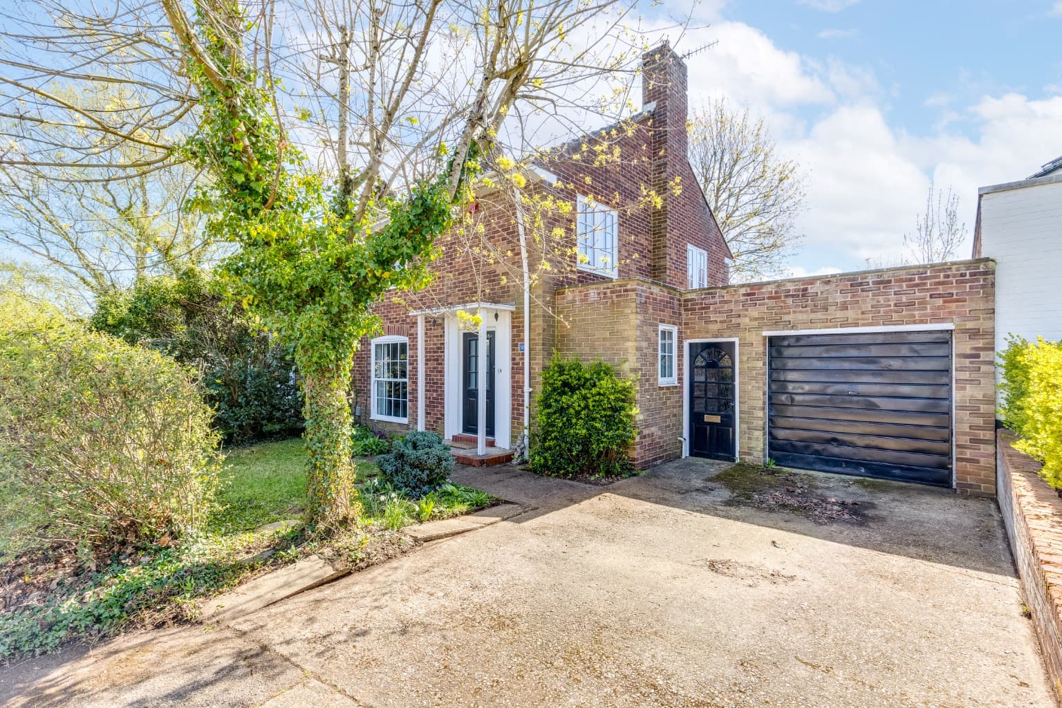 Digswell Park Road, Welwyn Garden City, AL8 7NS