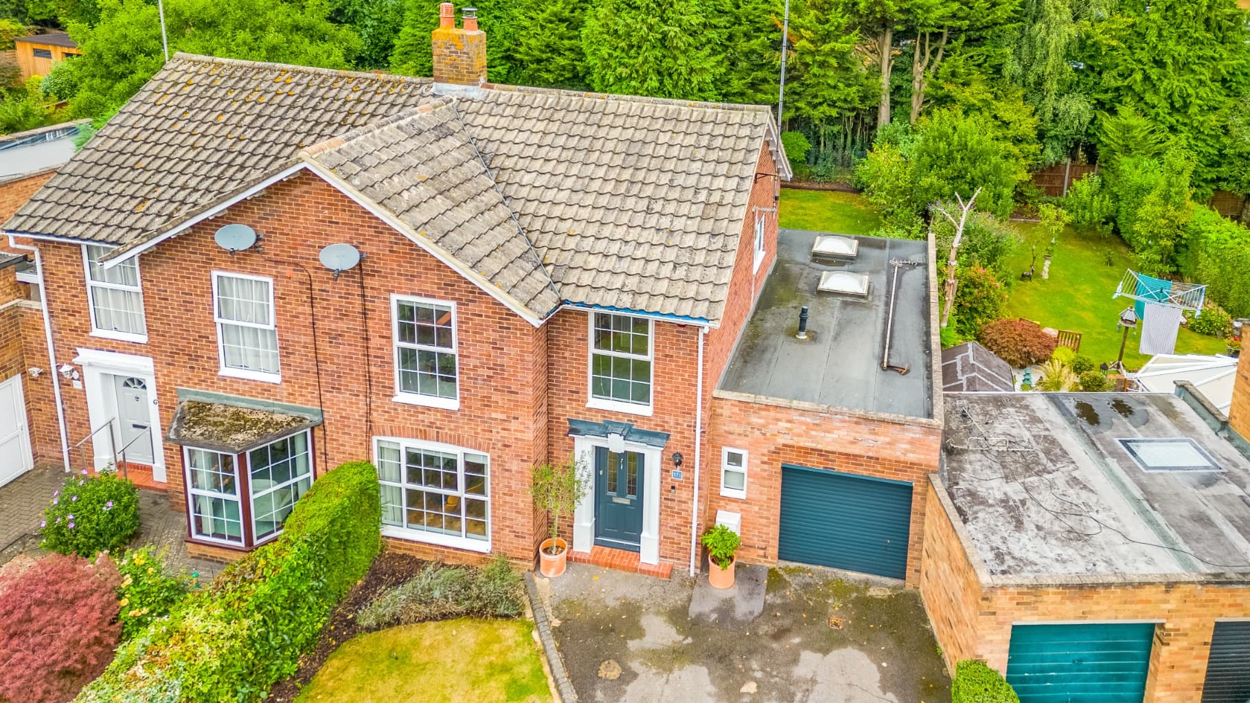 Knightsfield, Welwyn Garden City, AL8 7NB