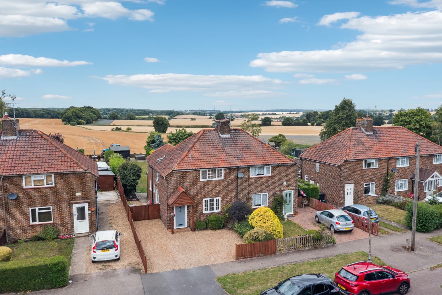 Two Oaks Drive, Welwyn, AL6 0EZ