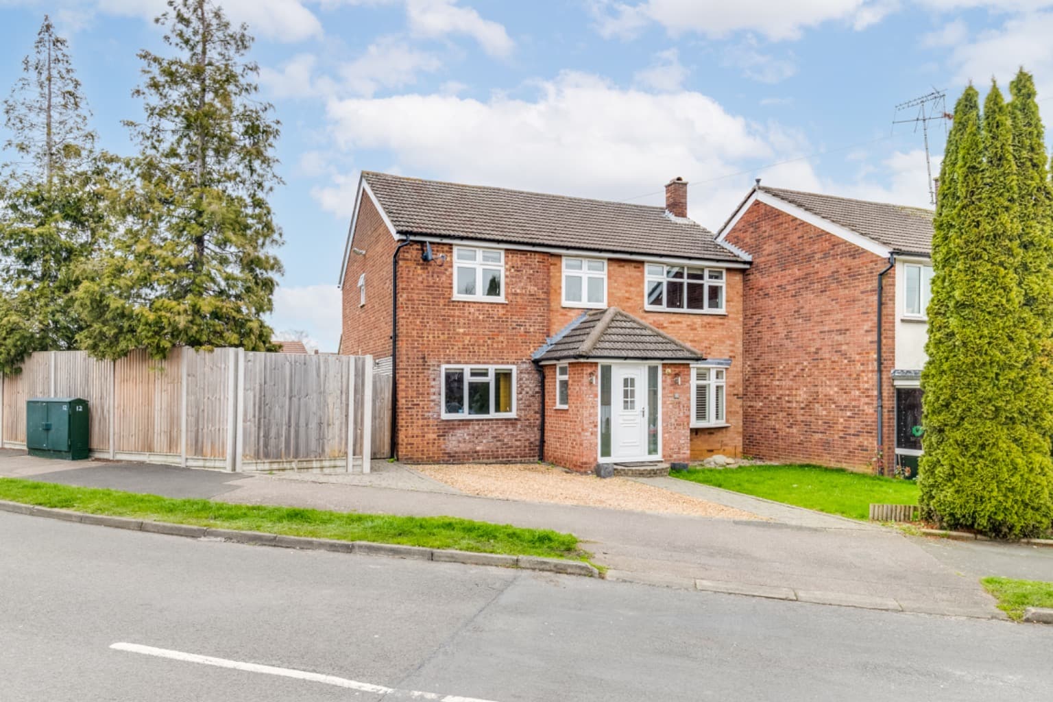 Ninesprings Way, Hitchin, Hertfordshire,