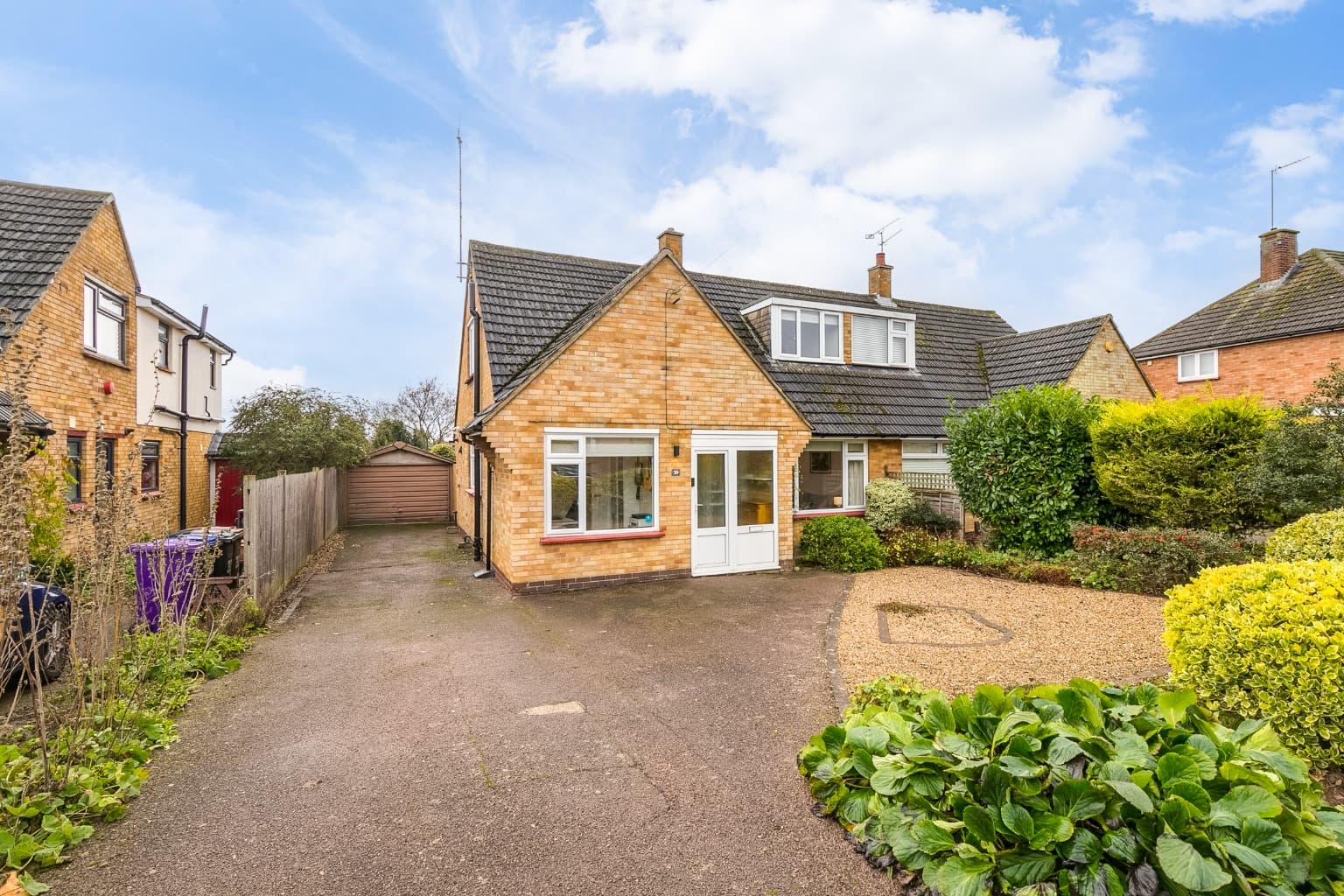 Uplands Avenue, Hitchin,