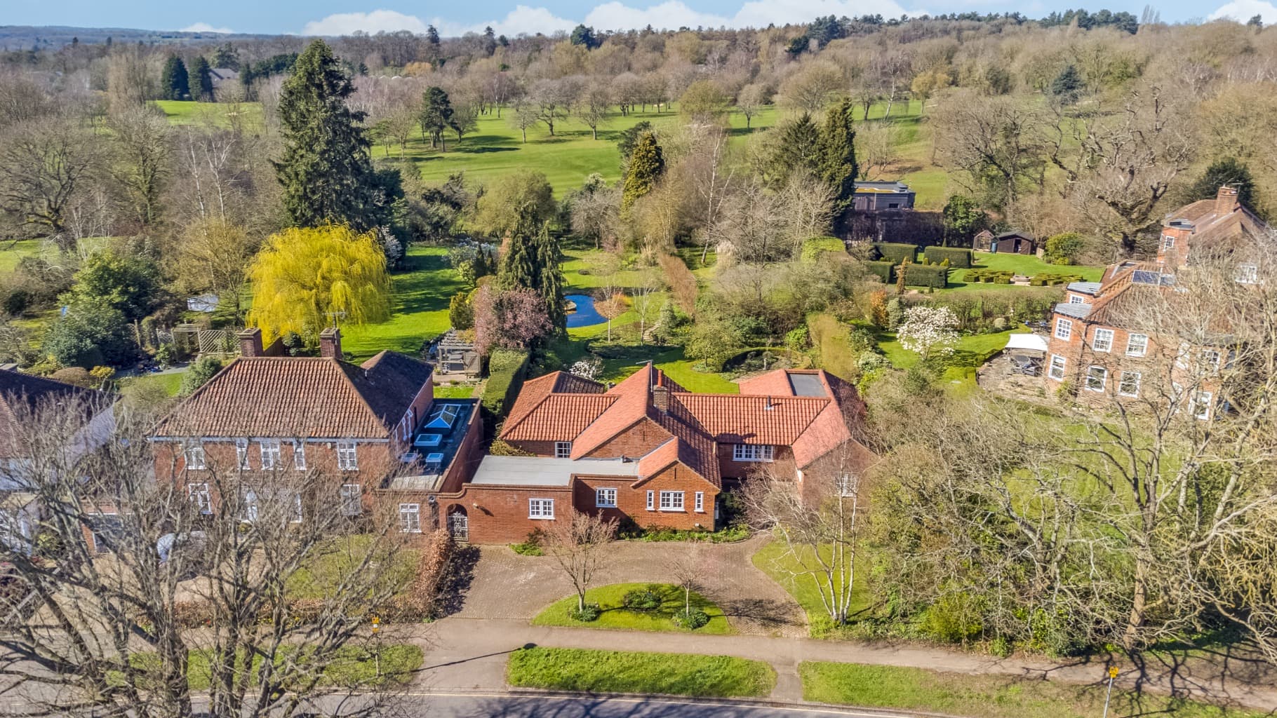 High Oaks Road, Welwyn Garden City,