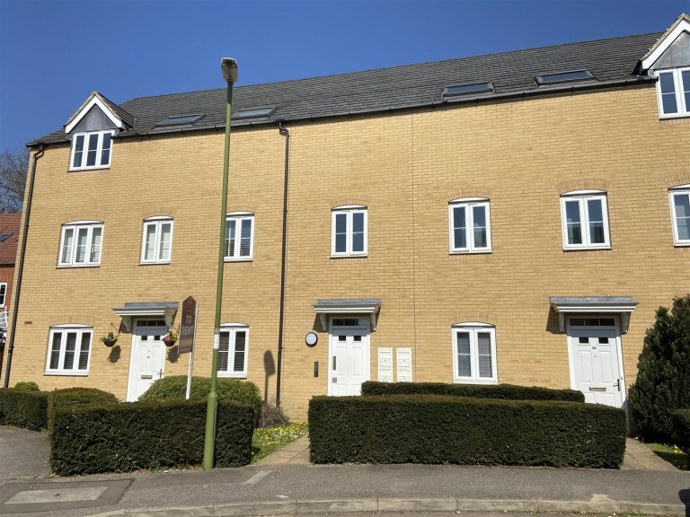 View Full Details for Snowdonia Way, Stevenage